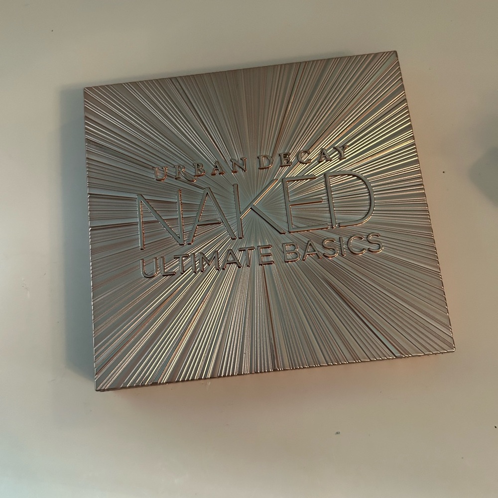 Urban Decay Naked Basics pallet